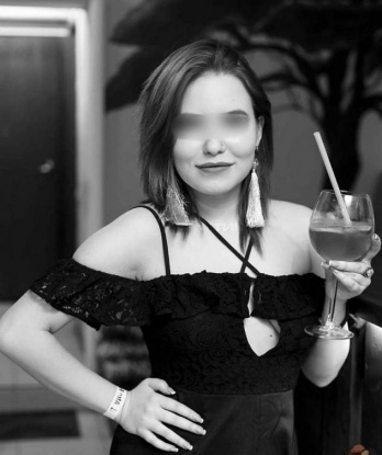 Со мной ты окунешься в мир страсти и наслаждения. Я креативная и нежная индивидуалка, готовая исполнить все твои фантазии. У меня много опыта и умений, которые помогут тебе расслабиться и погрузиться в волнующий мир удовольствия. Ты можешь наслаждаться моим компанией не только в постели, но и за ее пределами. Заодно можешь оценить мои фото и прочитать отзывы о моих услугах. Приглашаю в мир наслаждения в Москве! 🌹💋 Роза